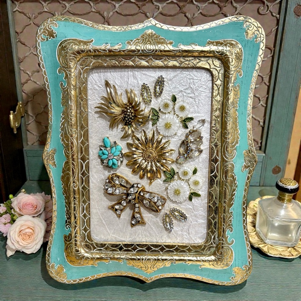 Vintage-Style Ornate Frame Art – Hand-Embellished with Vintage & New Jewelry